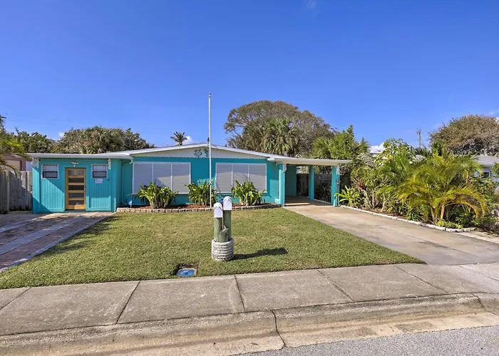 Cute And Cozy Florida Duplex Walk To Beaches!